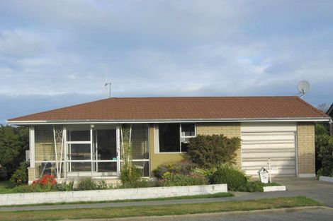 Photo of property in 5a Stuart Street, Holmes Hill, Oamaru, 9401