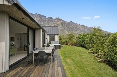 Photo of property in 1 Torridon Court, Jacks Point, Queenstown, 9371