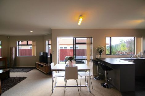 Photo of property in 38 Chesterfield Way, Orewa, 0931