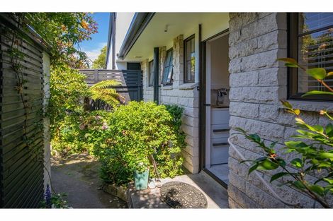 Photo of property in 1/439 Memorial Avenue, Burnside, Christchurch, 8053