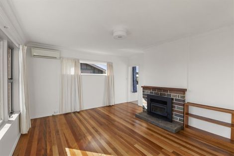 Photo of property in 4 Freyberg Street, Levin, 5510