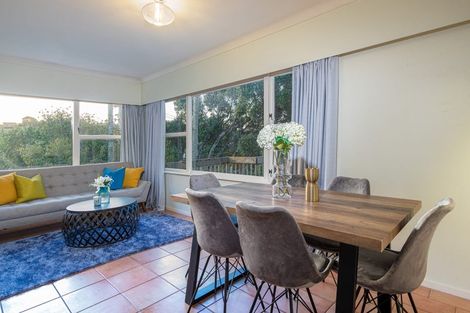 Photo of property in 1 Red Bluff Rise, Campbells Bay, Auckland, 0630