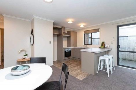 Photo of property in 1/108 Old Farm Road, Hamilton East, Hamilton, 3216