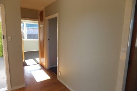 Photo of property in 109 Warren Crescent, Hillmorton, Christchurch, 8025