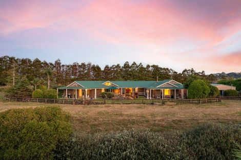 Photo of property in 172 Old Kaipara Road, Kaipara Flats, Warkworth, 0981