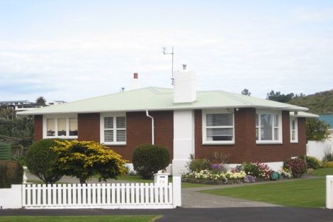 Photo of property in 28c Skinner Street, Blagdon, New Plymouth, 4310