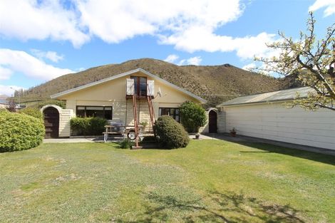 Photo of property in 42 Bledisloe Street, Kurow, 9435