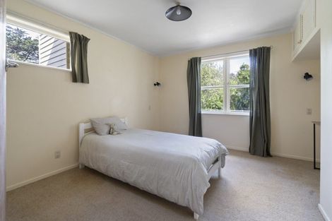 Photo of property in 393 Aokautere Drive, Aokautere, Palmerston North, 4471