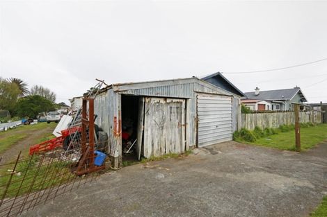 Photo of property in 8 Gisborne Terrace, Opunake, 4616
