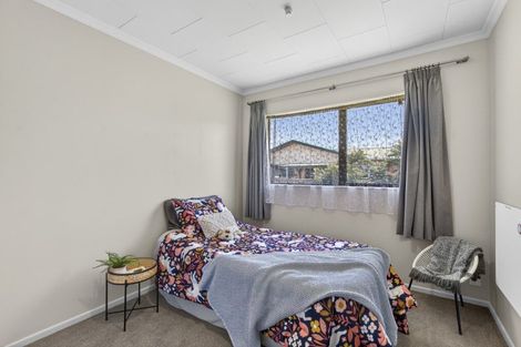 Photo of property in 2/5a Tahurangi Place, Spotswood, New Plymouth, 4310