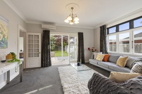 Photo of property in 2 Pilmuir Street, Hutt Central, Lower Hutt, 5010