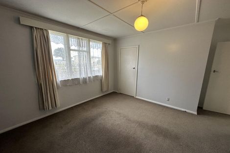 Photo of property in 33 Leicester Street, Cannons Creek, Porirua, 5024