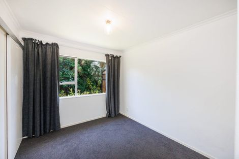 Photo of property in 14 Hillcrest Drive, Kelvin Grove, Palmerston North, 4414
