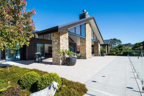 Photo of property in 73 Pomona Road, Kumeu, 0891