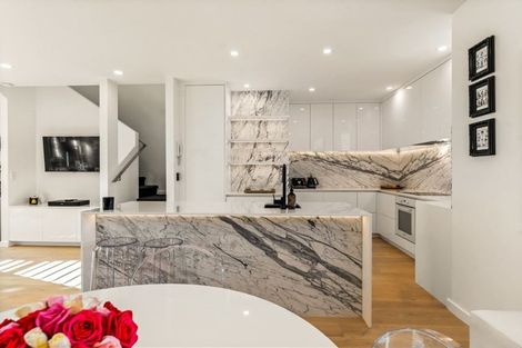 Photo of property in 10/4 Campbell Road, Takapuna, Auckland, 0622