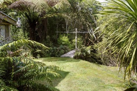 Photo of property in 71 Hauraki Terrace, Pukawa Bay, Turangi, 3381