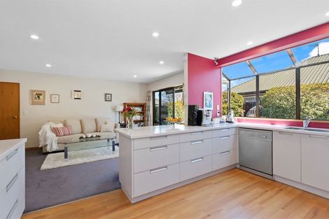 Photo of property in 24 Inglewood Place, Avonhead, Christchurch, 8042