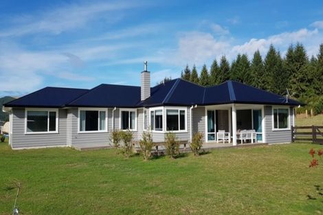 Photo of property in 500 Kinloch Road, Kinloch, Taupo, 3377