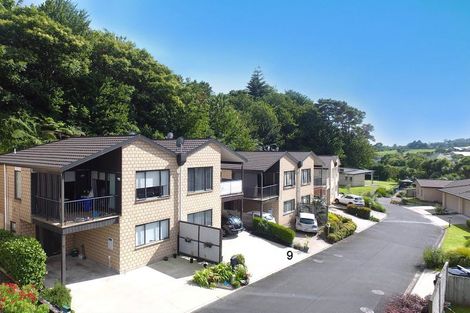 Photo of property in 9/19 Glencarron Place, Bethlehem, Tauranga, 3110