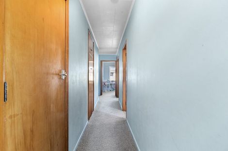 Photo of property in 6 Hughson Street, Waitara, 4320