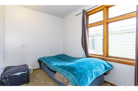 Photo of property in 7 Mckenzie Street, Geraldine, 7930