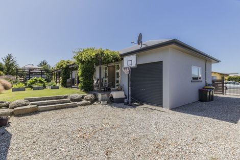 Photo of property in 225 Stone Street, Wanaka, 9305