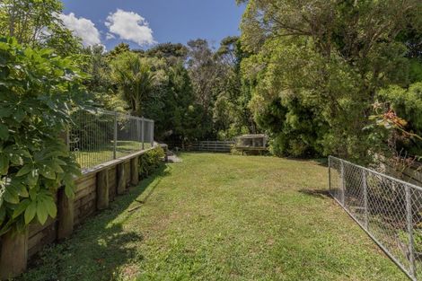 Photo of property in 3 Puriri Place, Whitianga, 3510