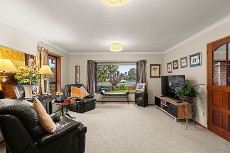 Photo of property in 33 Cherrywood Place, Redwood, Christchurch, 8051