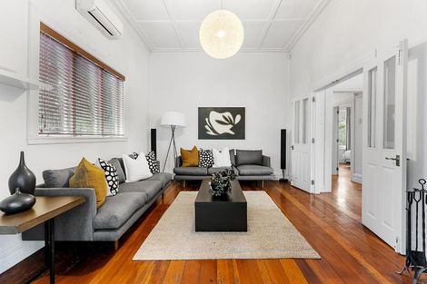Photo of property in 14 Malvern Road, Morningside, Auckland, 1022