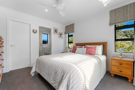 Photo of property in 52 Arabella Lane, Snells Beach, 0920