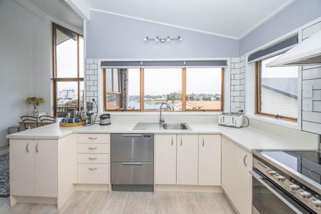 Photo of property in 363 Pakura Street, Te Awamutu, 3800