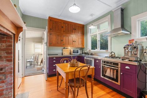 Photo of property in 182 High Street North, Carterton, 5713