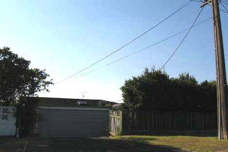 Photo of property in 741 East Coast Road, Browns Bay, Auckland, 0630