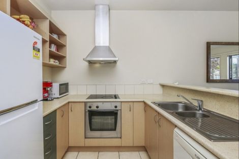 Photo of property in 27/11 The Avenue, Albany, Auckland, 0632