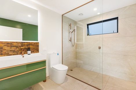 Photo of property in 2 Percy Lane, Wanaka, 9305