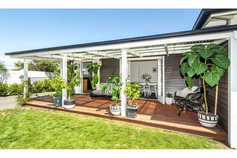 Photo of property in 60 Petrie Street, Richmond, Christchurch, 8013