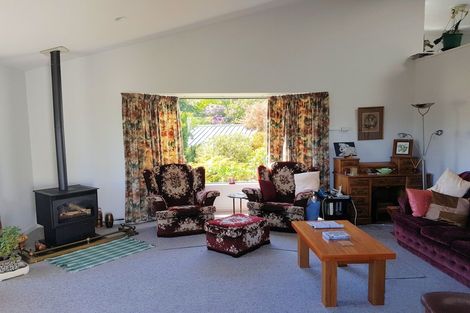 Photo of property in 17 Te Papau Crescent, Diamond Harbour, 8972