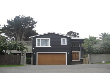 Photo of property in 36 Tainui Street, Raumati Beach, Paraparaumu, 5032