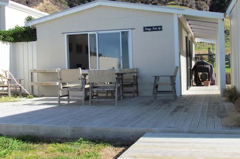 Photo of property in 881 Mataikona Road, Mataikona, Tinui, 5889