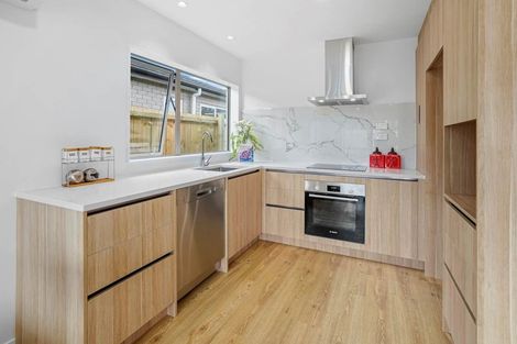 Photo of property in 61c Settlement Road, Papakura, 2110