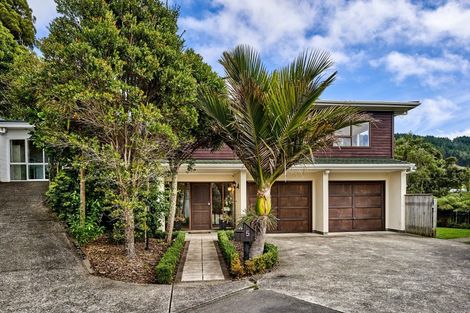 Photo of property in 5 Achilles Close, Tawa, Wellington, 5028