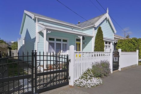 Photo of property in 12 Sale Street, Napier South, Napier, 4110