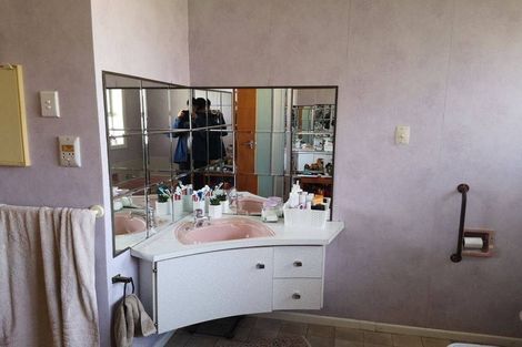 Photo of property in 46 Berkley Avenue, Hillcrest, Hamilton, 3216