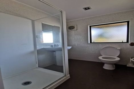 Photo of property in 22 Palomino Drive, Henderson, Auckland, 0612