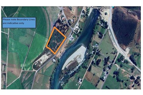 Photo of property in 44 Rongahere Road, Beaumont, Lawrence, 9591