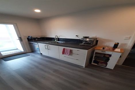 Photo of property in 2/7a Curletts Road, Sockburn, Christchurch, 8042