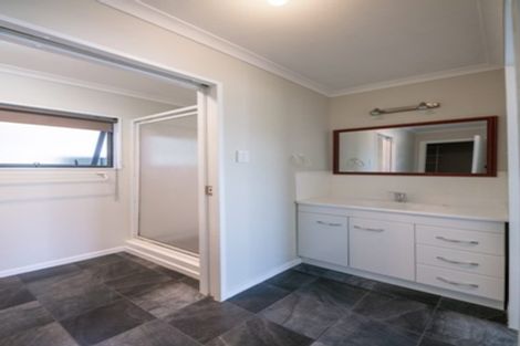 Photo of property in 2/210 Aspin Road, Cambridge, 3496