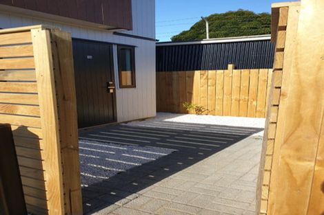 Photo of property in 14/3 Abbotleigh Avenue, Te Atatu Peninsula, Auckland, 0610