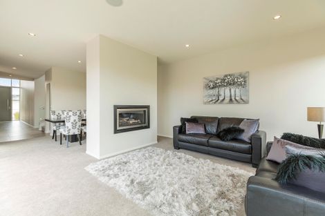 Photo of property in 17 Bayvista Drive, Karaka, Papakura, 2113