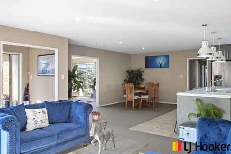Photo of property in 7 Valley Heights Lane, Pukekohe, 2120